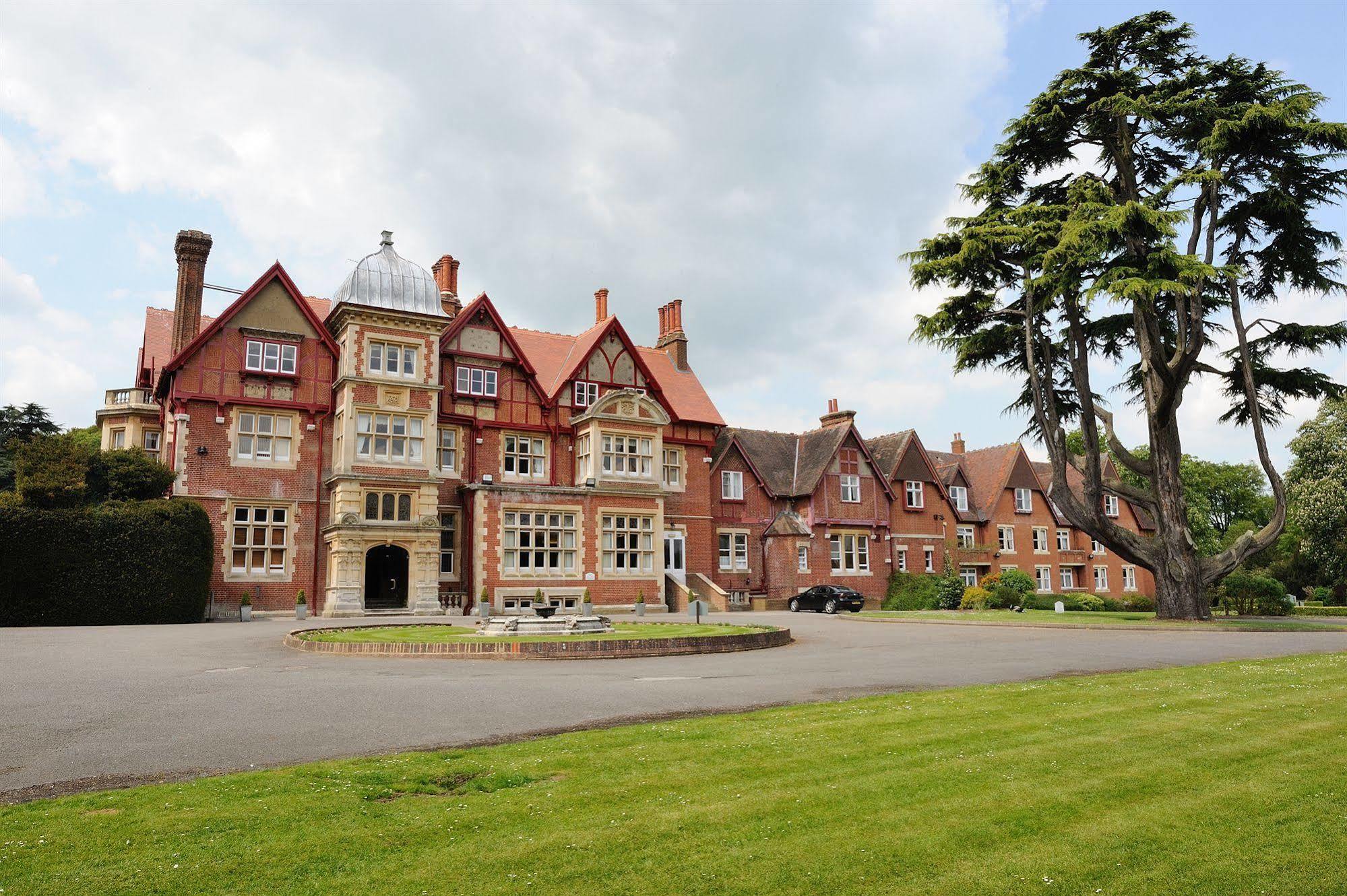 Готель Pendley Manor Трінґ Екстер'єр фото