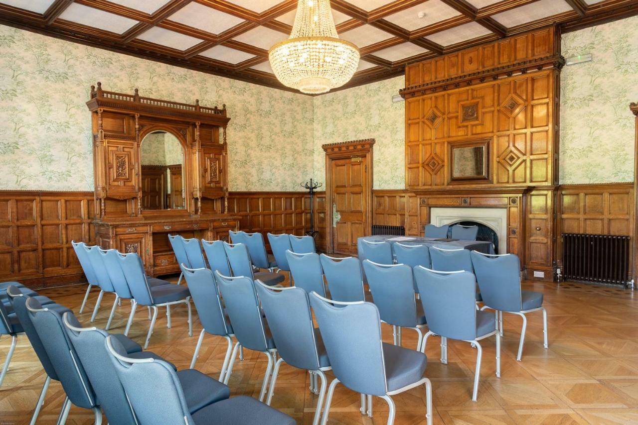 Готель Pendley Manor Трінґ Екстер'єр фото